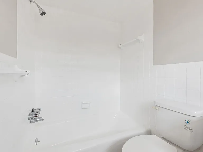 3800 E Princess Anne Rd — Photo 11
