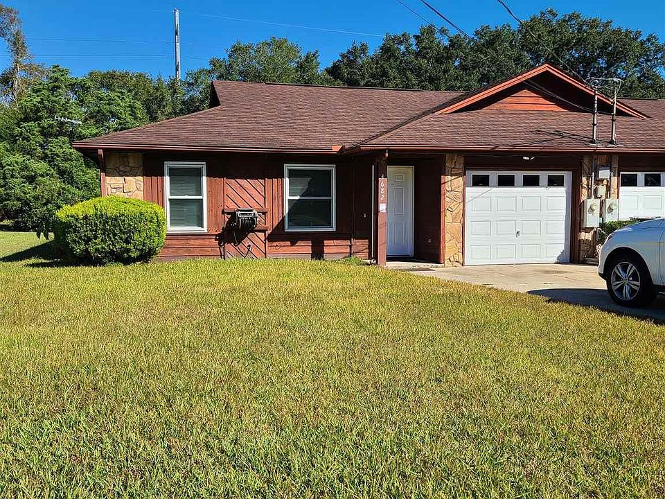 1st image of 4682 Petra Cir