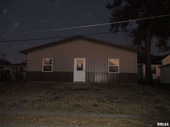 5th image of 203 N Douglas St