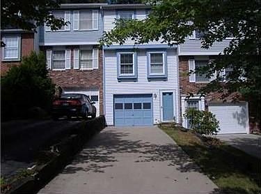5th image of 284 Huntingdon Ave