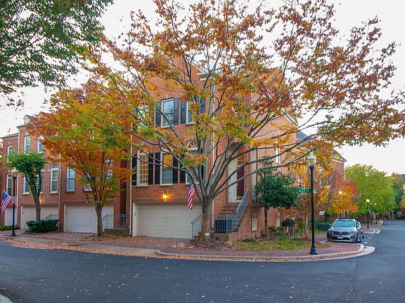 2nd image of 5026 Waple Lane