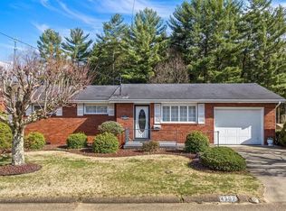 4502 10th Ave, Vienna, WV 26105