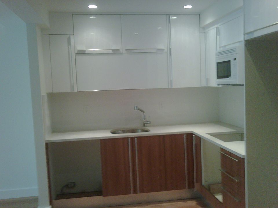 2nd image of 3135 31st St APT 312