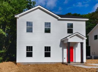 1711 Golf Club Ln, Huntsville, AL 35816
