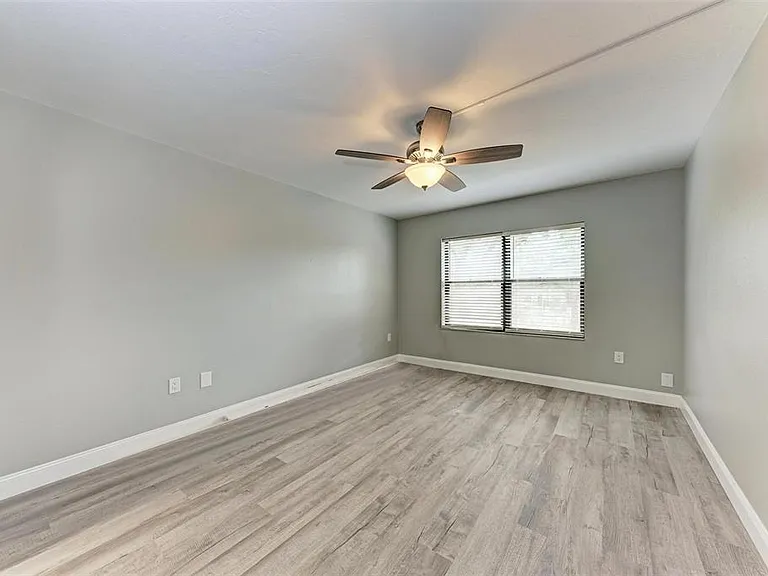 515 30th Ave W #H201 — Photo 24