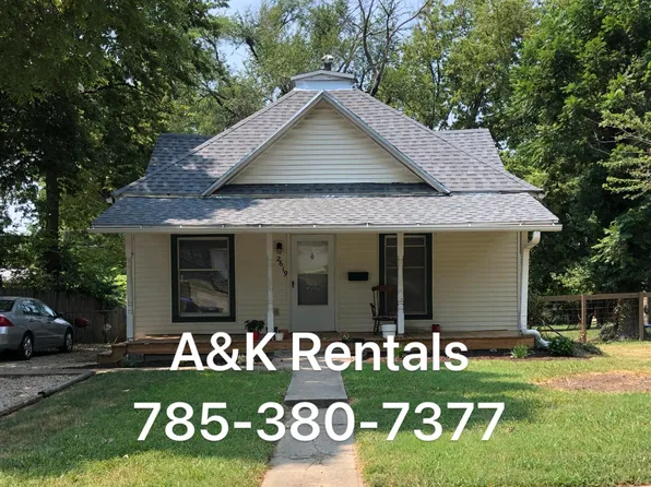 2619 SW Central Park Ave, Topeka, KS 66611