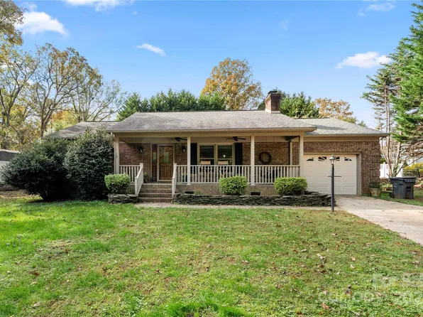 100 General As Johnston St, Stanley, NC 28164