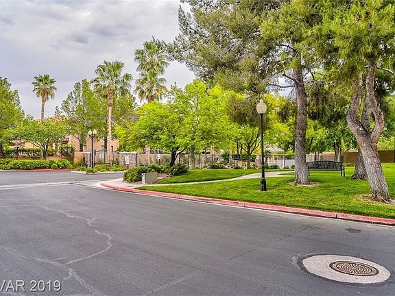 5th image of 1512 Angelberry St