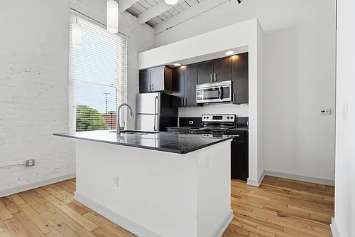 601 Stockton St #203 Photo 1