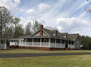 1432 Geddie Loop Rd, Deatsville, AL 36022