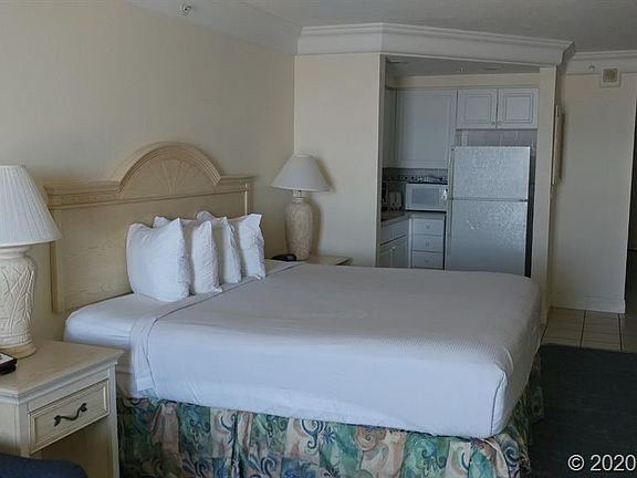 3rd image of 2700 N Atlantic Ave #450