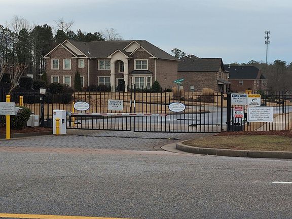 2nd image of 1608 Cimarron Pass