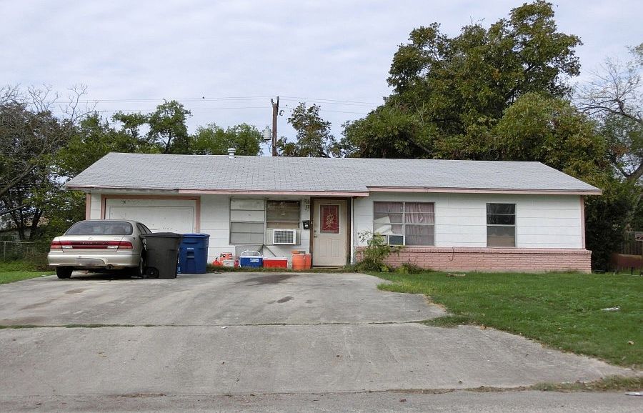 1st image of 211 Saipan Pl