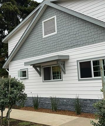 Front yard facing Ditmar St.