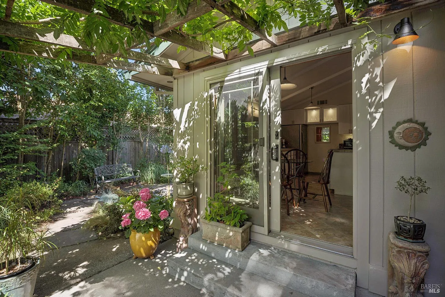 9245 Los Guilicos Avenue - Photo 10