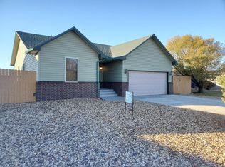434 Tamarack Ln, Liberal, KS 67901