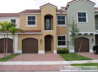 14946 SW 41st Ln, Miami, FL 33185