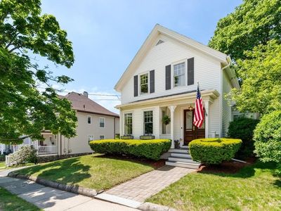 42 Lawrence St, Waltham, MA, 02451