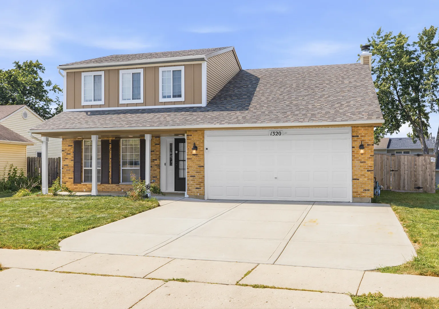3 bed, 2.5 bath, 1738 sqft, $3,200 — Photo 2