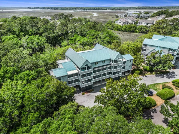 2402 Racquet Club Dr, Johns Island, SC 29455