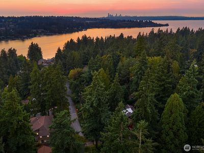 10605 SE 30th Street, Bellevue, WA, 98004