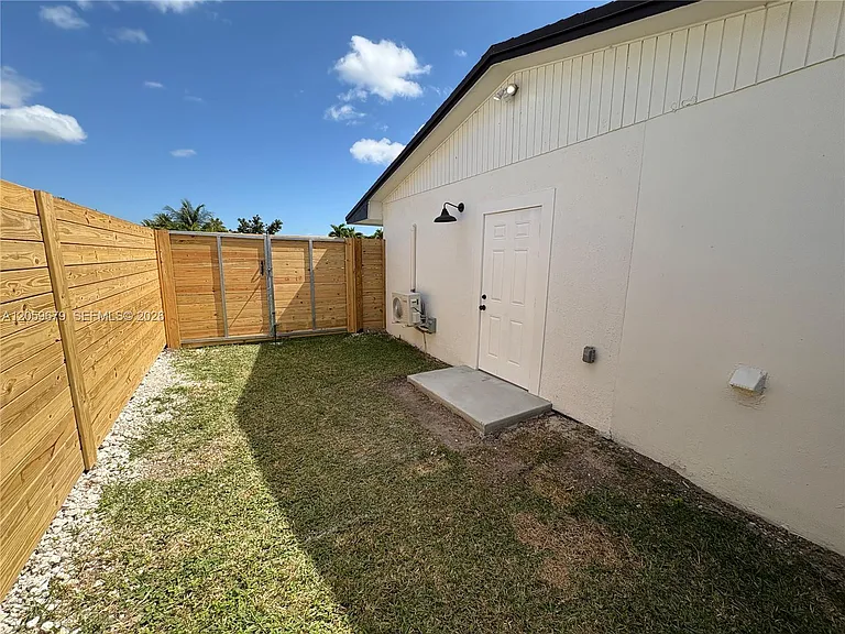 29904 SW 148th Ave #2 — Photo 8