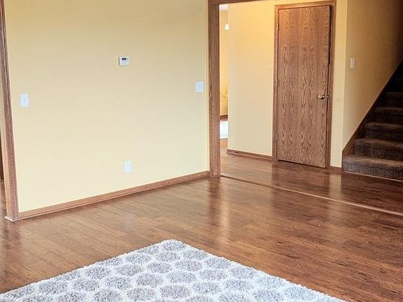 4th image of 8349 S 62nd St
