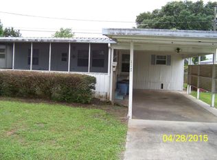 117 W Virginia St #D, Crescent City, FL 32112