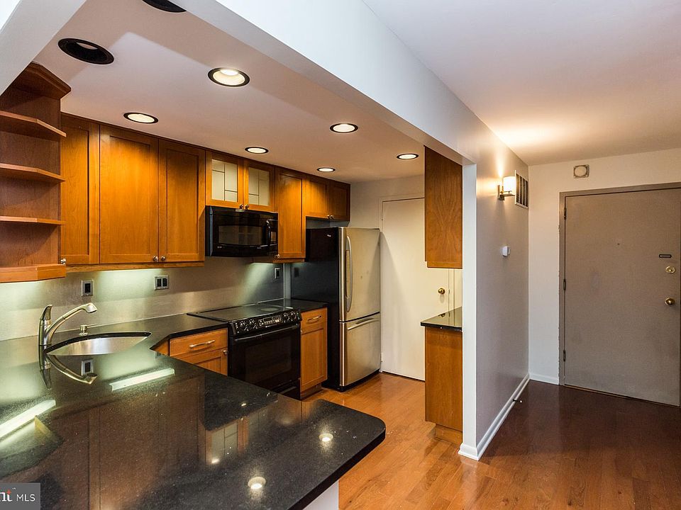 1st image of 825 N 29th St APT 2C