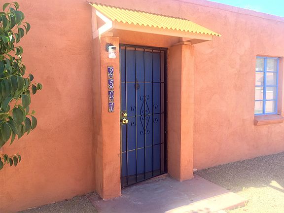 2nd image of 2501 E Blacklidge Dr