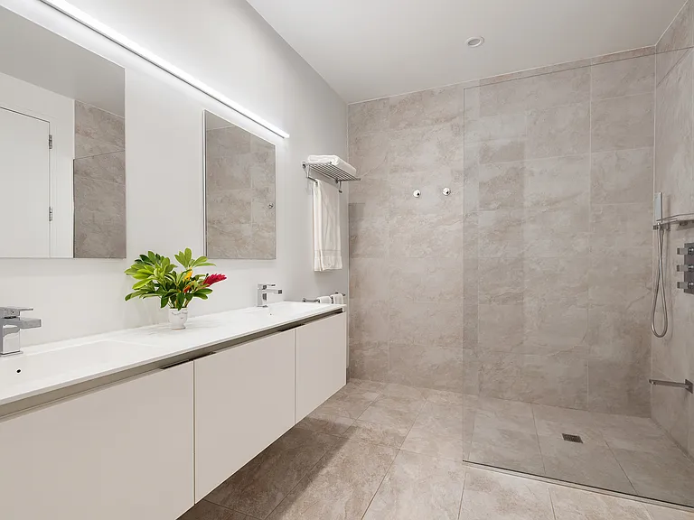 55 Berry St #4D — Photo 9