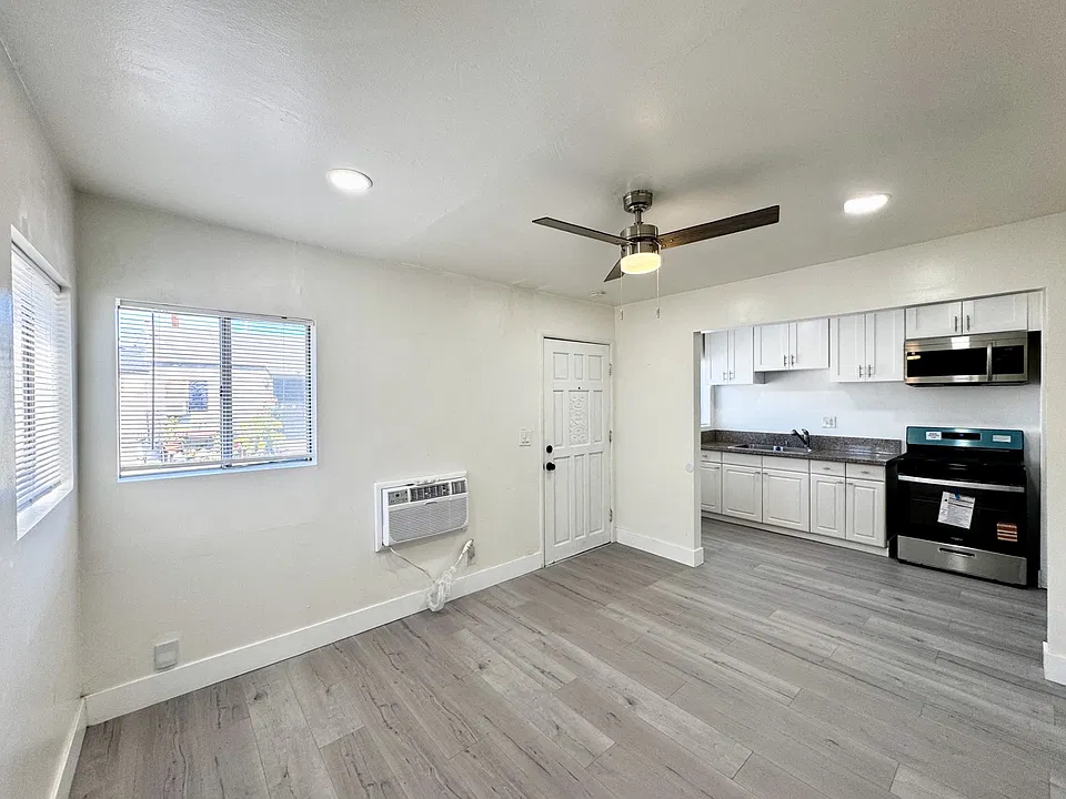 7031 Vinevale Ave Bell Gardens CA | Zillow