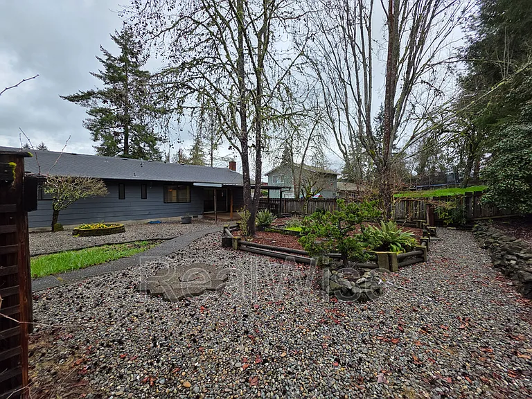 2134 NW Watters St — Photo 23