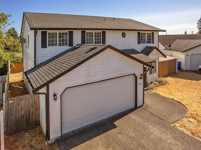 1st image of 15701 NE 69th St