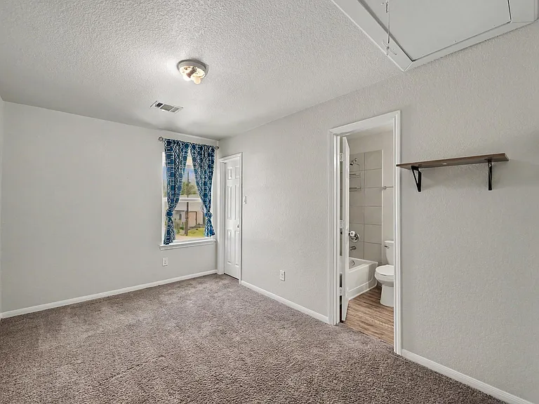 16701 E Hammon — Photo 23