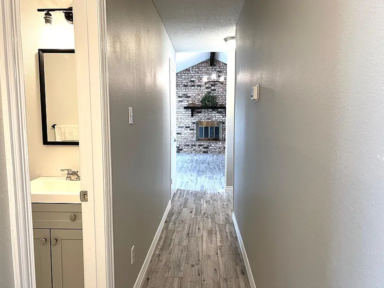 202 S Sendero Dr — Photo 7
