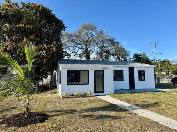 2501 NW 151st St, Miami Gardens, FL 33054