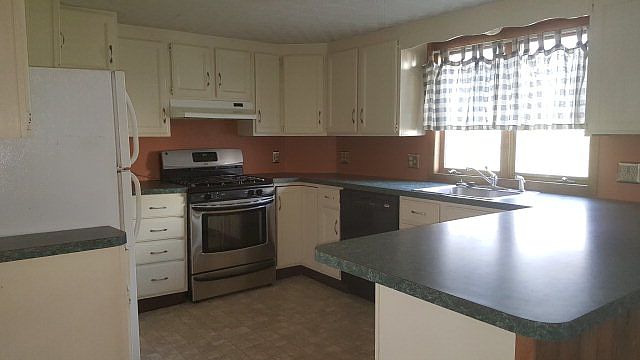 2nd image of 70 Weigester St