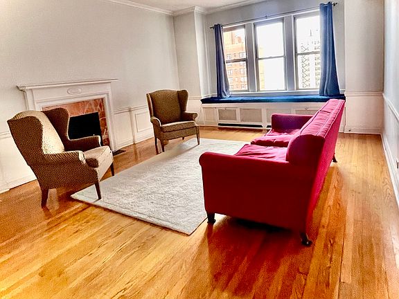 5th image of 5000 S Cornell Ave APT 19C
