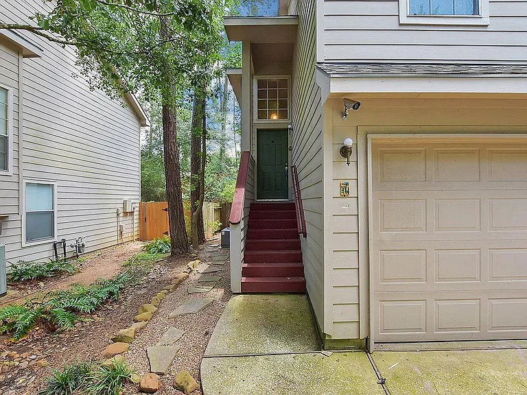 7 Newberry Trail Ct — Photo 6