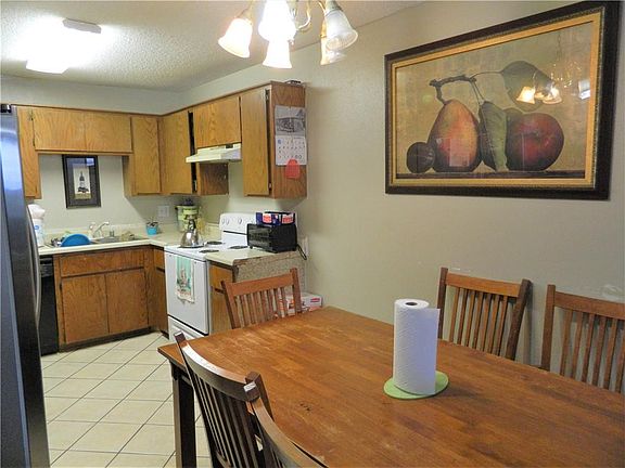 4th image of 1317 N Boxley Ave #B