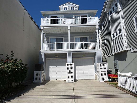 3rd image of 1039 Asbury Ave #C