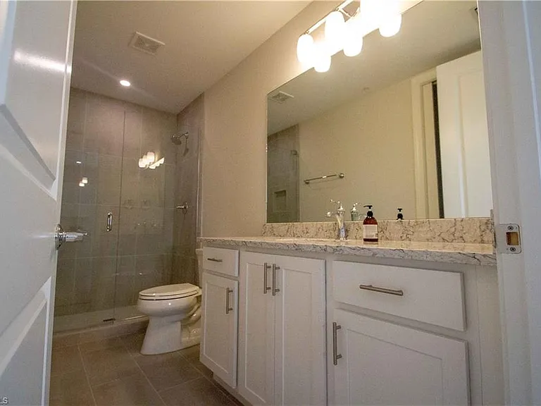 163 Indies Dr E #106 — Photo 23