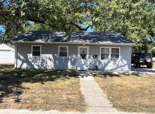 412 Illinois Ave, Effingham, IL 62401