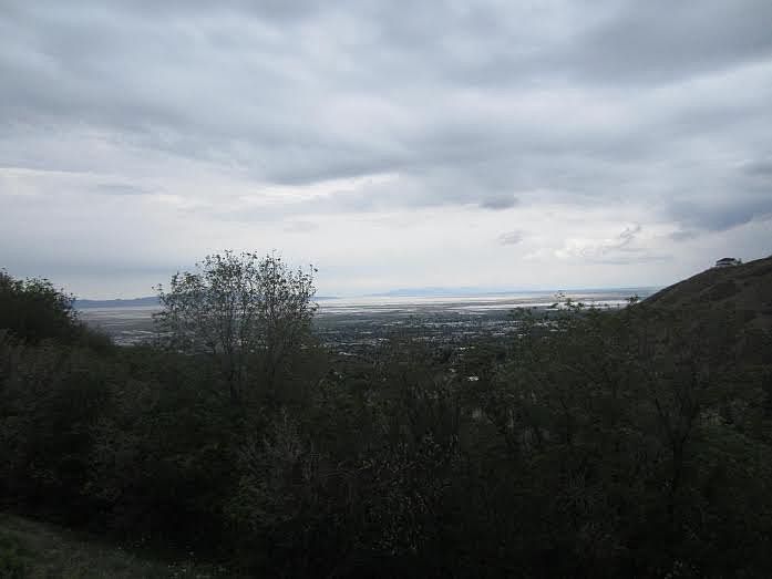 2nd image of 3884 S Mountain Oaks Dr