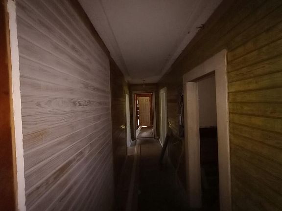 4th image of 4951 Dixie Rd
