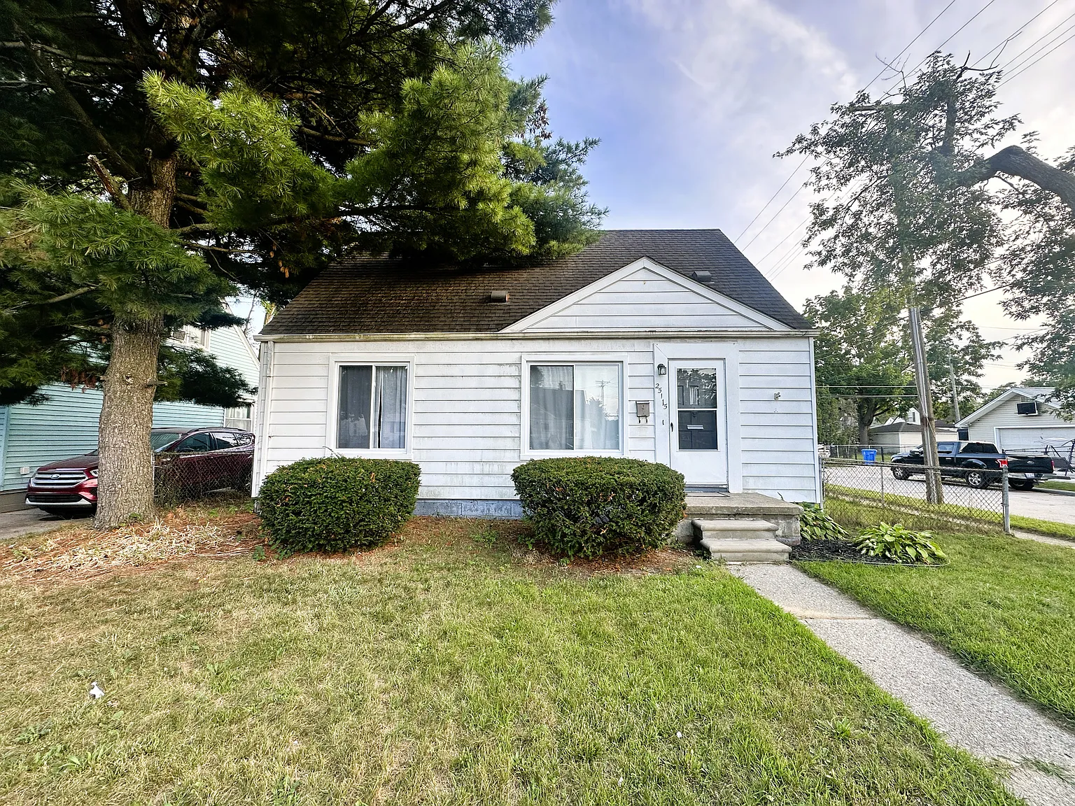 3 bed, 958 sqft, $1,500 — Photo 1