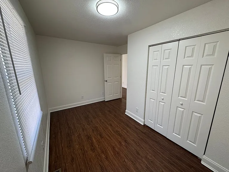 1155 McFarland St — Photo 7