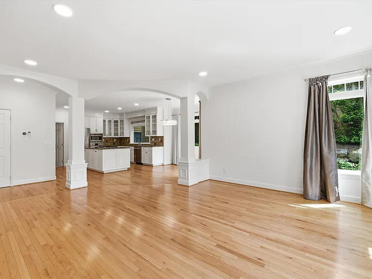 5107 188th Pl NE — Photo 19