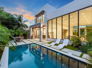 Pullman Pk, Miami, FL 33127